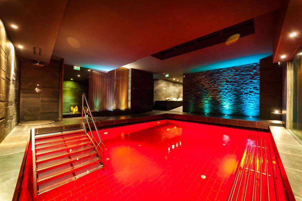 Living Max Hotel Zell am See Exteriör bild