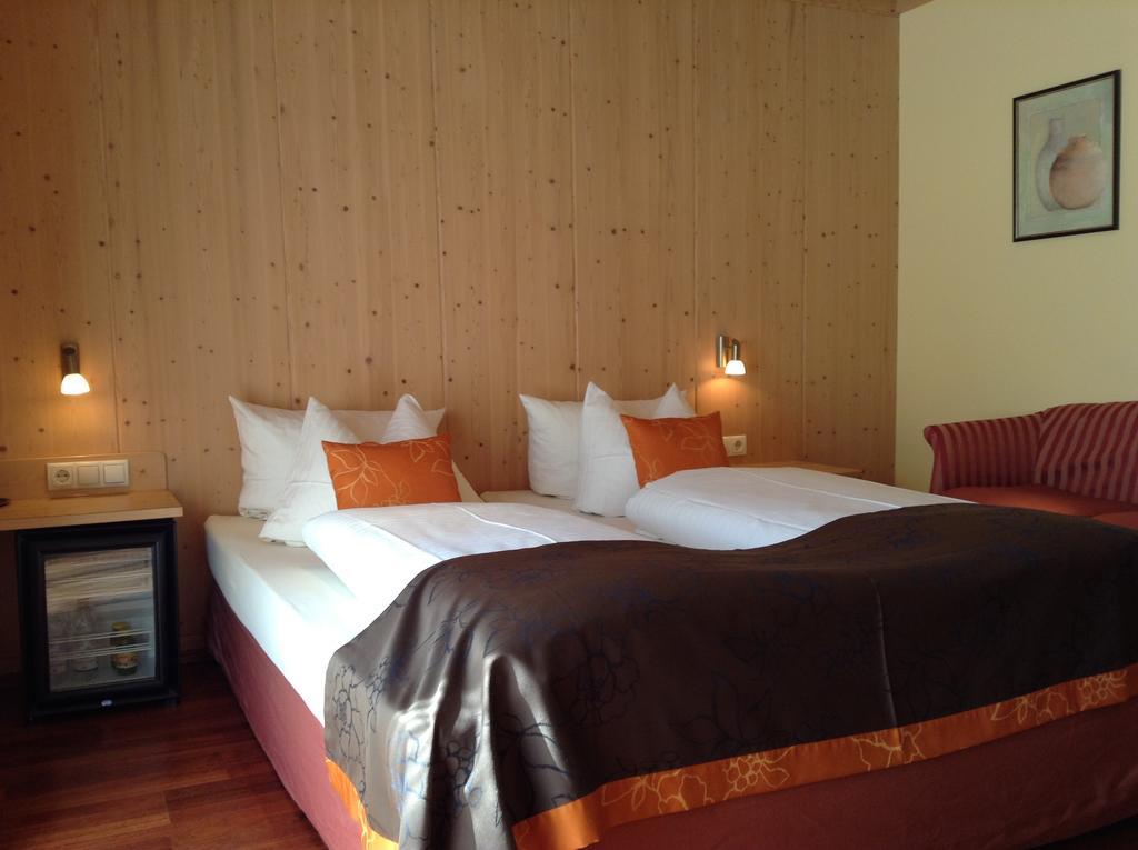 Living Max Hotel Zell am See Exteriör bild